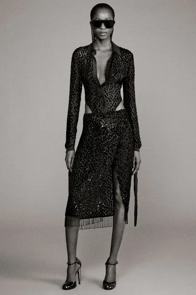 Look 15